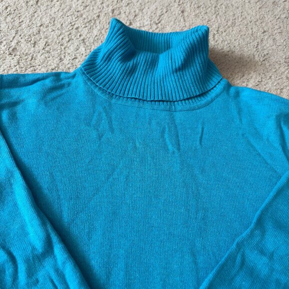 L.L.Bean Cotton / Cashmere turtleneck sweater, size M - READ description - Picture 2 of 9